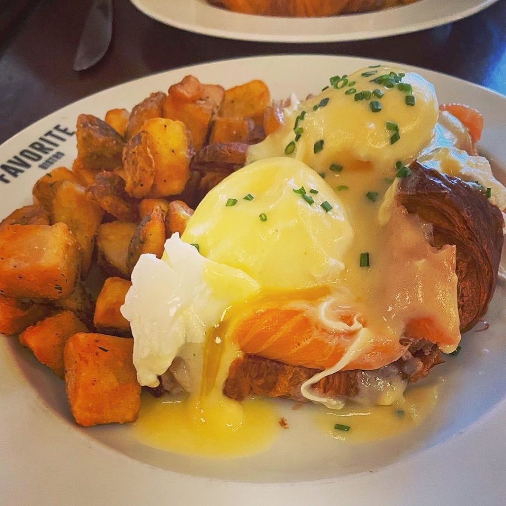 Salmon Eggs Benedict